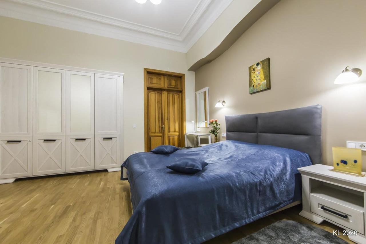 Kiev Lodging Appartement Buitenkant foto